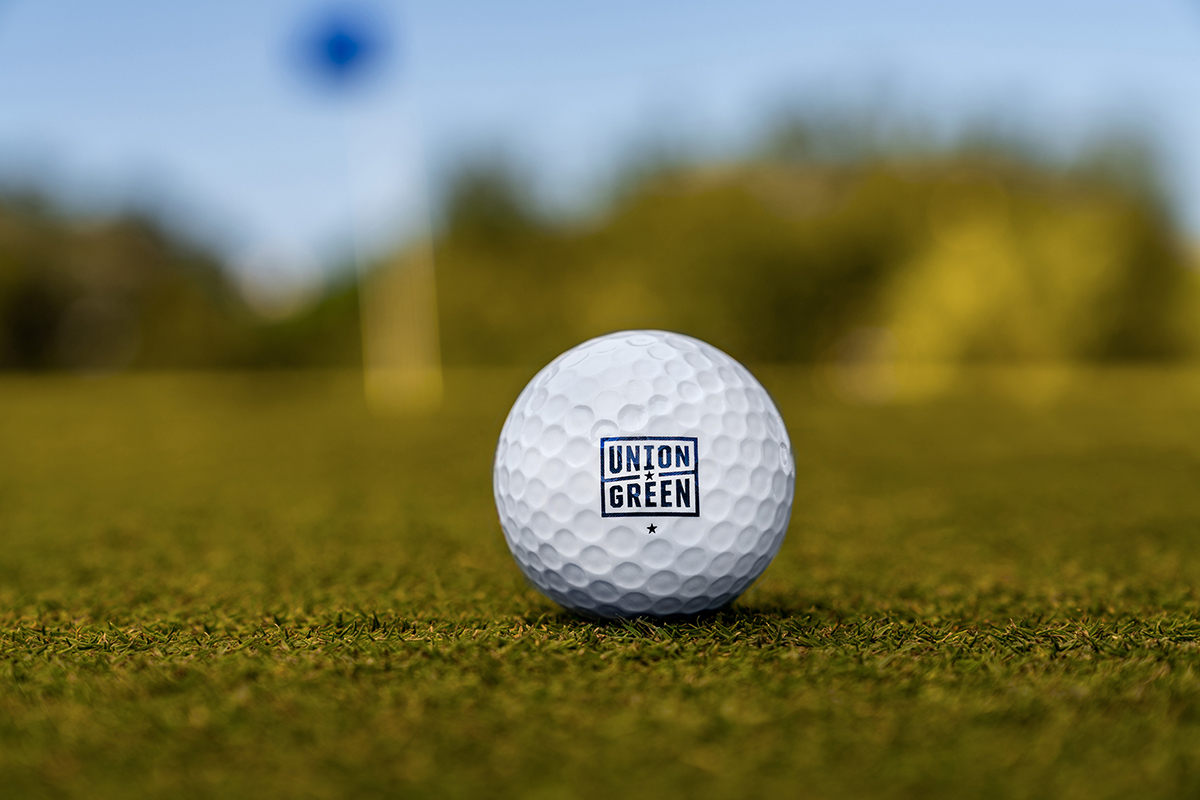 union green golf ball